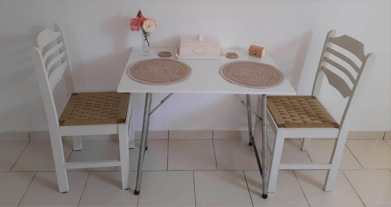 Daphnes Apartments Ratzaklion Bagian luar foto